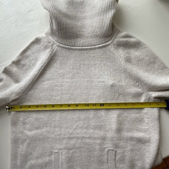 Loft cowl neck pocket sweater. - Picture 5 of 10